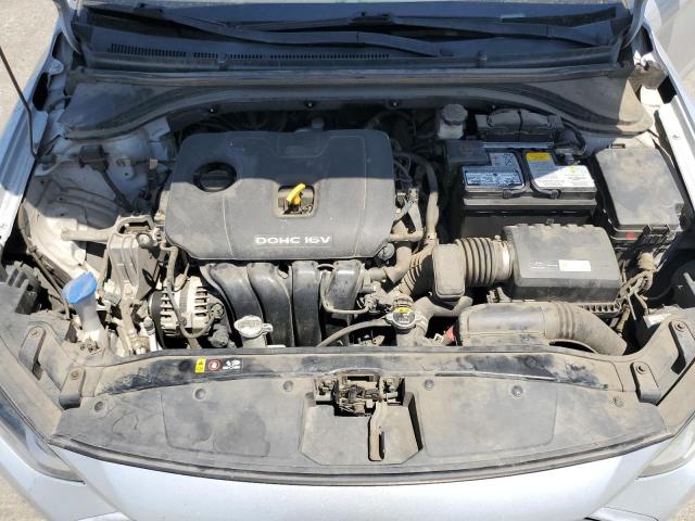 KMHD84LF4JU609552 Hyundai ELANTRA SE