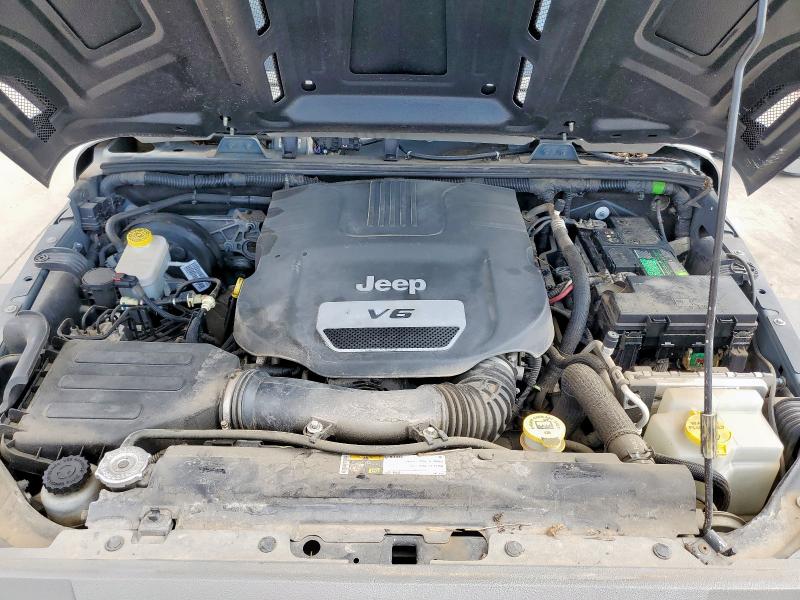 1C4BJWKG4FL642943 Jeep WRANGLER U