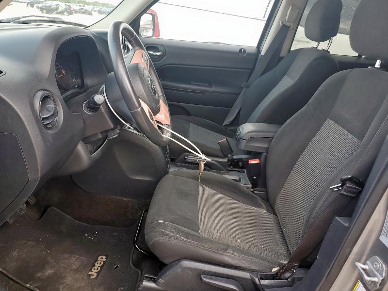 1C4NJPFBXFD368160 Jeep PATRIOT LA