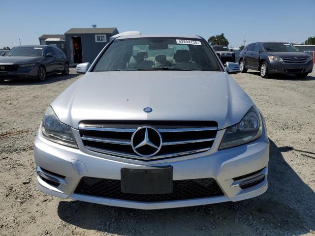 WDDGF4HB0EG233746 Mercedes-Benz 2014