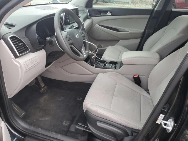 KM8J2CA42KU900925 Hyundai TUCSON SE