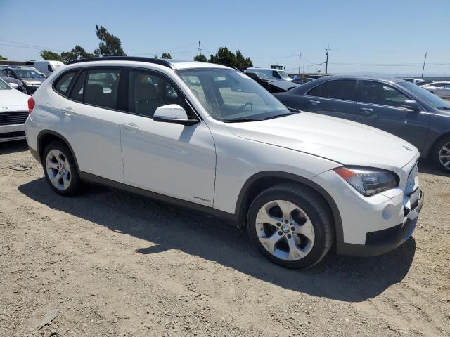 WBAVM1C51EVW51832 BMW X1