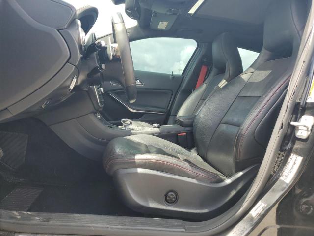 WDDTG5CB7FJ049238 Mercedes-Benz GLA-Class