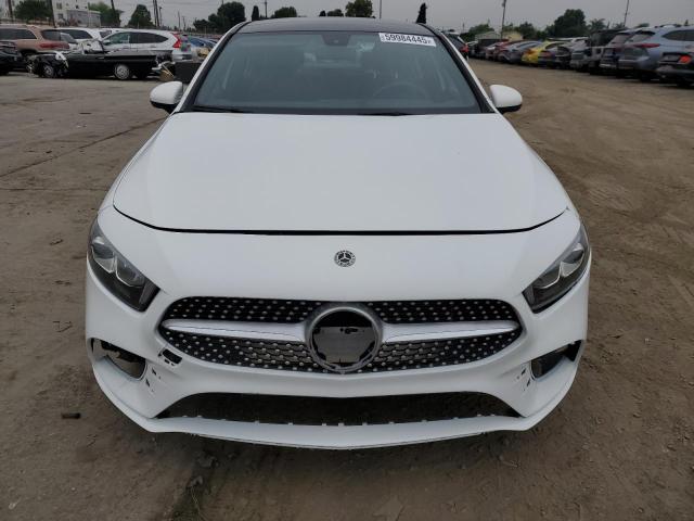 W1K3G4FB0MJ314147 Mercedes-Benz m260