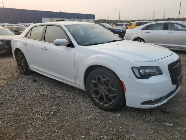 2C3CCAGG5GH304643 Chrysler 300 S