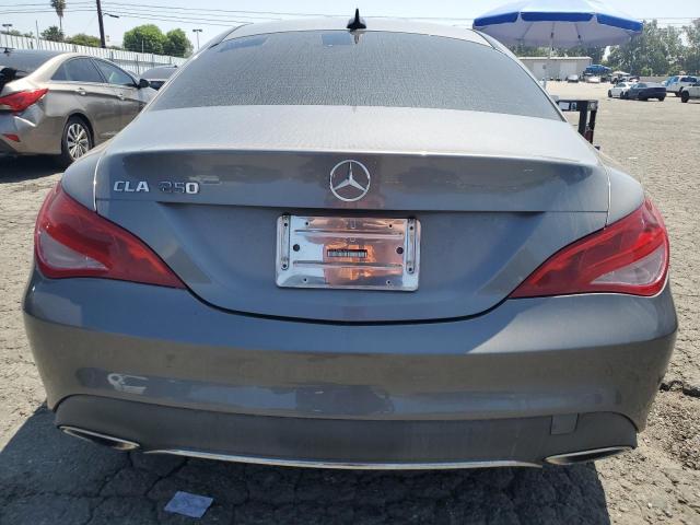 WDDSJ4EB8JN568823 Mercedes-Benz CLA 250