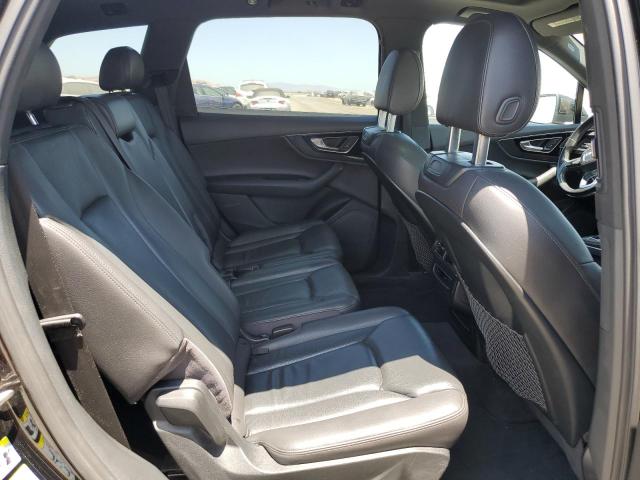WA1LAAF78HD009340 Audi 2017