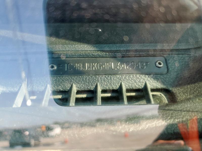 1C4BJWKG4FL642943 Jeep WRANGLER U