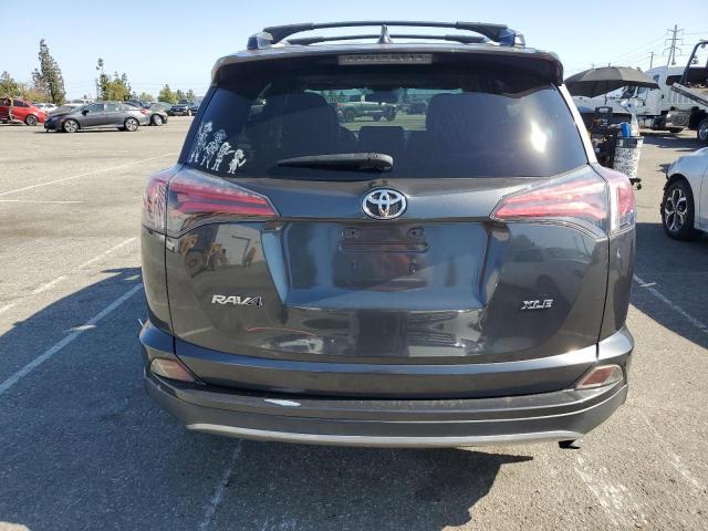 JTMWFREV5HJ712429 Toyota Rav4 Xle