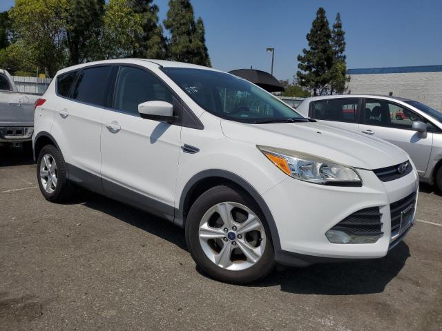 1FMCU0GX0FUC89138 Ford ESCAPE SE