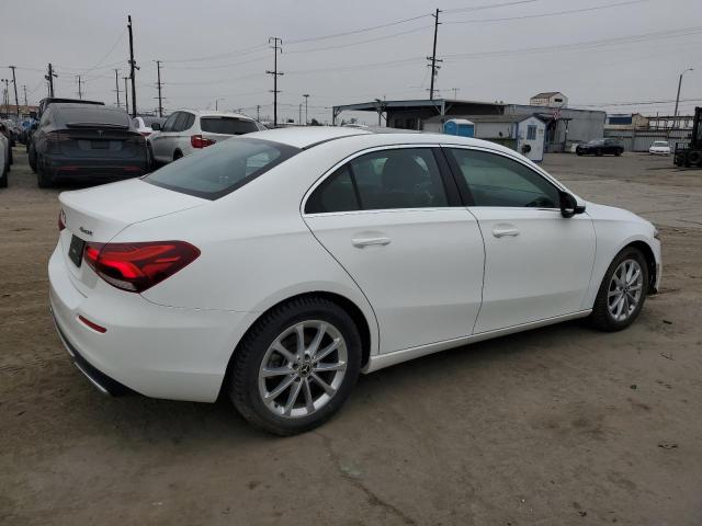 W1K3G4FB0MJ314147 Mercedes-Benz m260