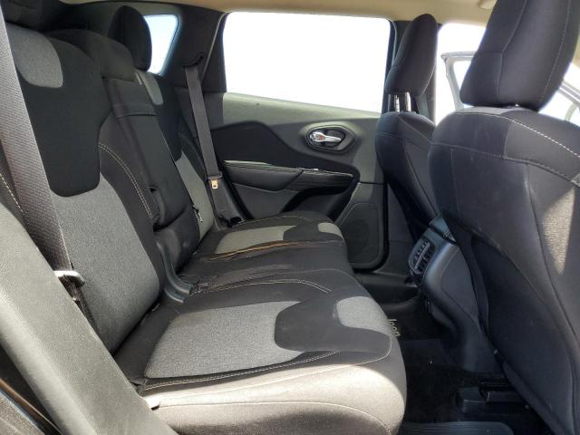1C4PJMCS2EW272389 Jeep Cherokee
