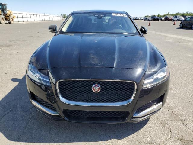SAJBD4BN0HCY36349 Jaguar XF PREMIUM