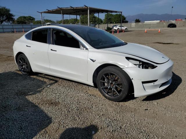 5YJ3E1EA8KF484784 Tesla MODEL 3