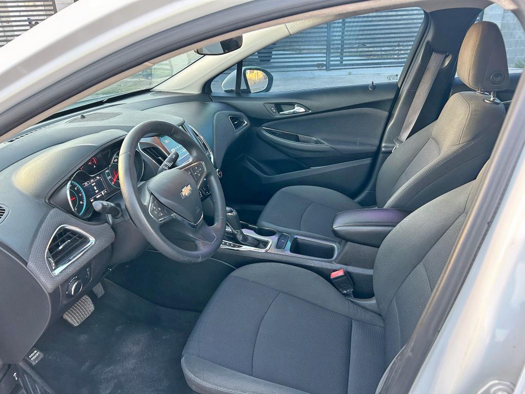 1G1BE5SM4H7239697 Chevrolet CRUZE LT