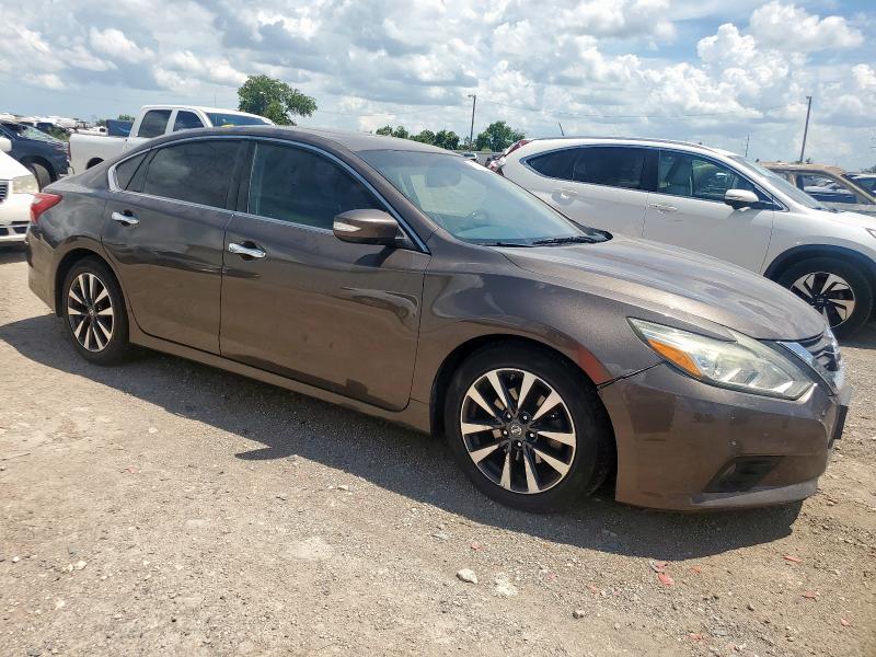 1N4AL3AP5HC158861 Nissan 2017