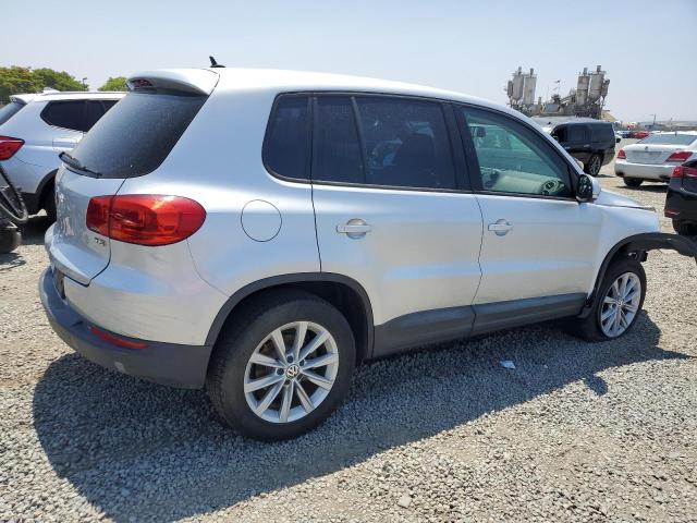 WVGAV7AX8HK054068 Volkswagen 2.0 tsi