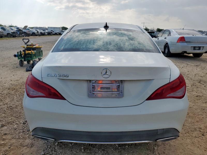 WDDSJ4EBXHN468135 Mercedes-Benz CLA 250