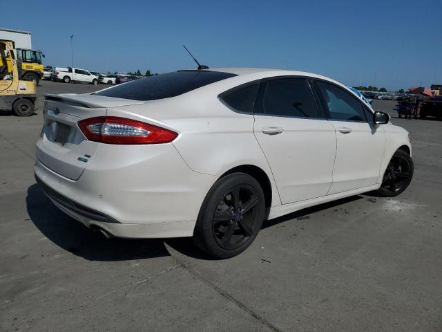 3FA6P0HD1GR329514 Ford FUSION SE