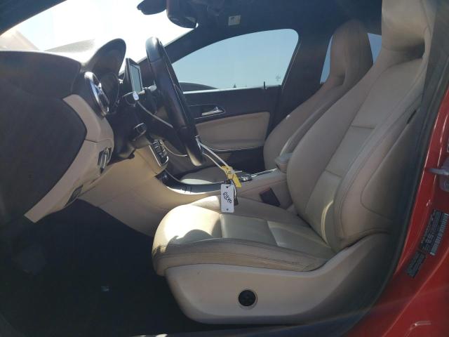 WDDSJ4GBXFN215889 Mercedes-Benz CLA-Class