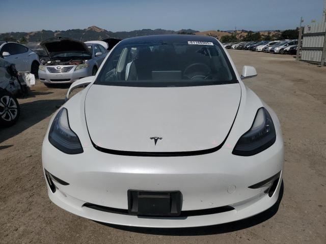 5YJ3E1EA9LF613066 Tesla 2020