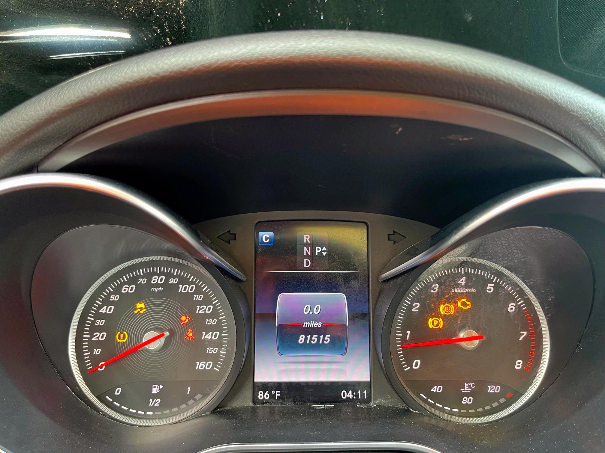 55SWF4JB6JU245144 Mercedes-Benz C 300