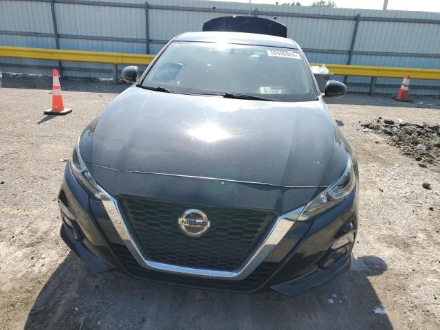 1N4BL4BV3KC143953 Nissan 2019