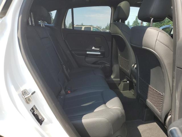 W1N4N4HBXSJ663937 Mercedes-Benz m260