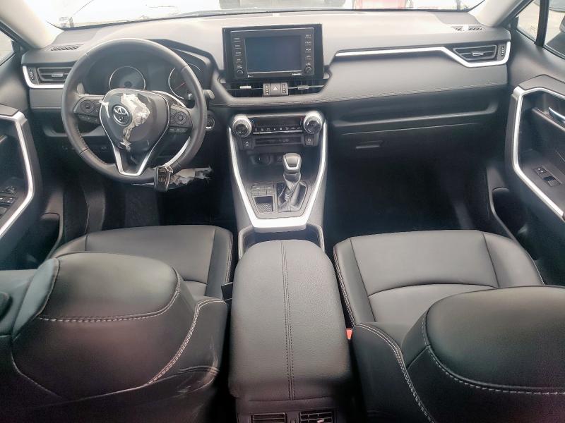 2T3C1RFV1MC102007 Toyota RAV4 XLE P
