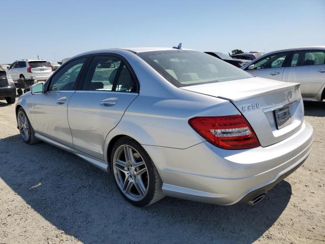 WDDGF4HB0EG233746 Mercedes-Benz 2014