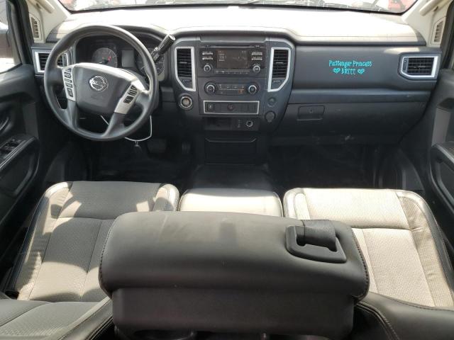 1N6AA1EK4HN523938 Nissan 2017