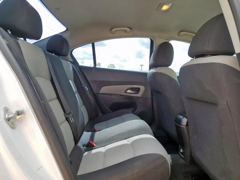 1G1PA5SH5F7295407 Chevrolet luw