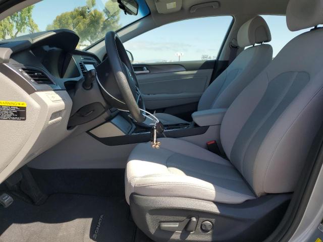 5NPE34AF2HH480368 Hyundai 2017