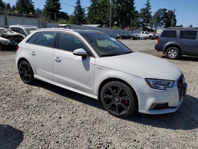 WAUUPBFFXHA041081 Audi A3 E-TRON