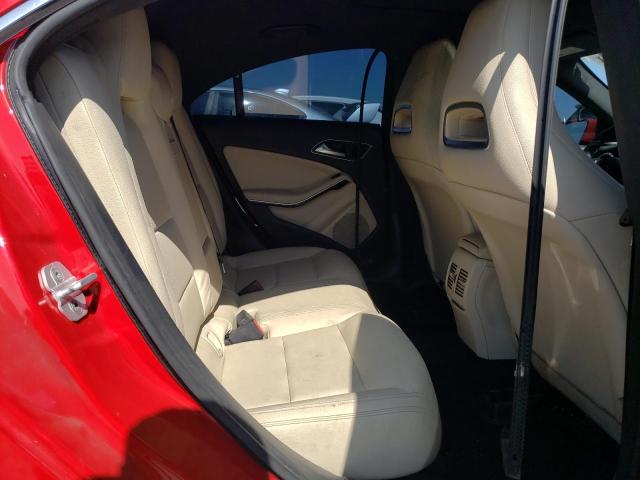 WDDSJ4GBXFN215889 Mercedes-Benz CLA-Class