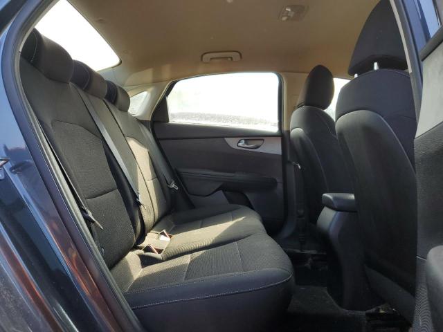 3KPF24AD5KE124689 KIA FORTE FE