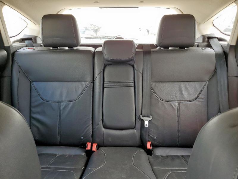 1FADP3K2XGL239258 Ford FOCUS SE