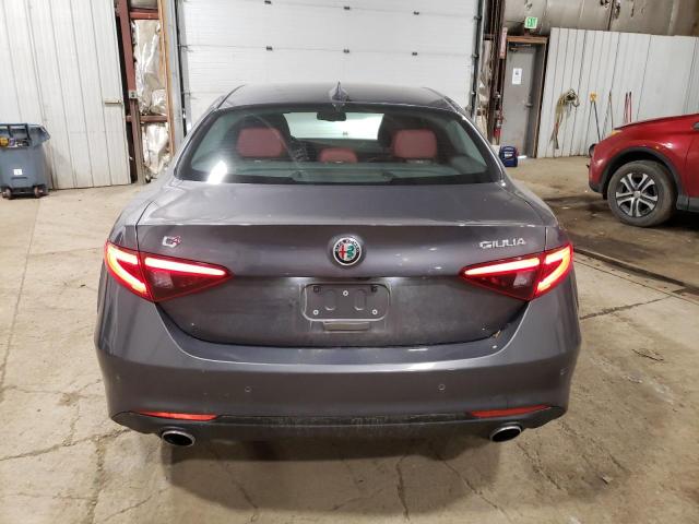 ZARFAEDN4H7550370 Alfa Romeo 2017