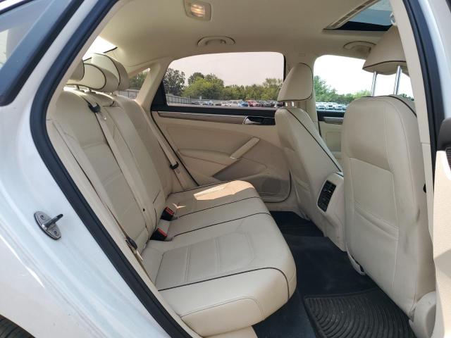 1VWGT7A37HC032927 Volkswagen PASSAT SE
