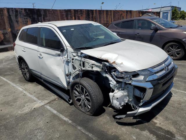 JA4AD3A36HZ027238 Mitsubishi Outlander