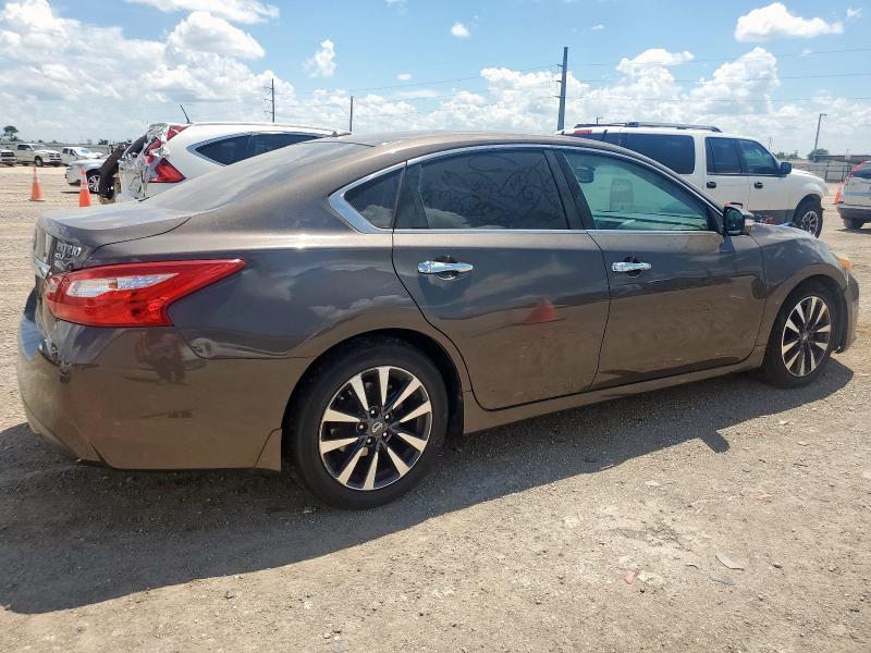 1N4AL3AP5HC158861 Nissan 2017