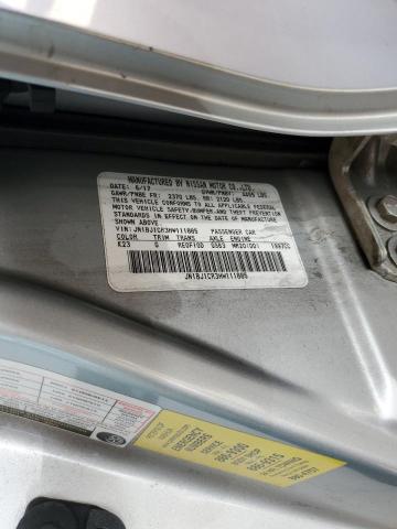 JN1BJ1CR3HW111885 Nissan 2017