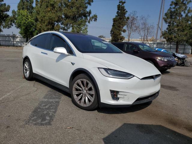 5YJXCBE23JF143457 Tesla 2018
