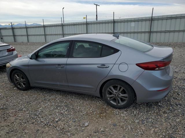 5NPD84LF2HH106255 Hyundai 2017