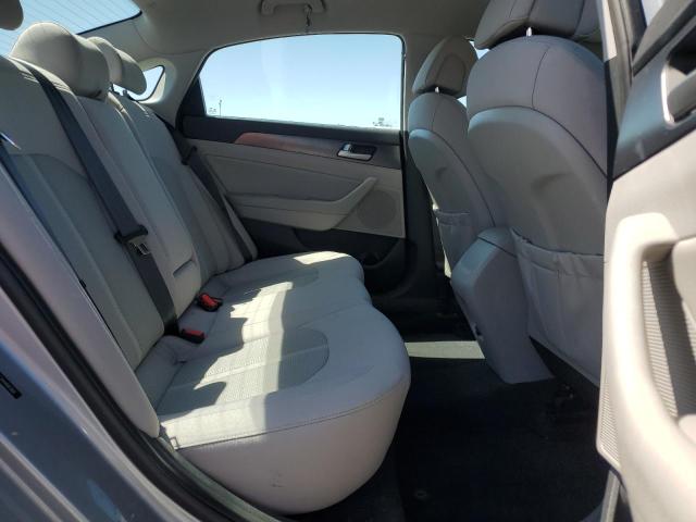 5NPE34AF2HH480368 Hyundai 2017