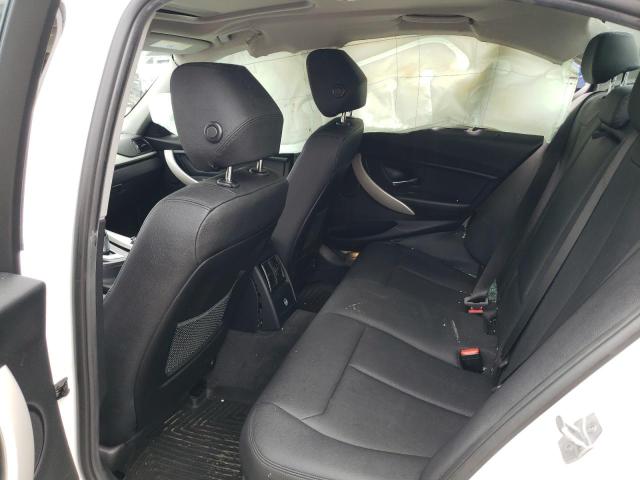 WBA8E5G52JNV01749 BMW 320 XI