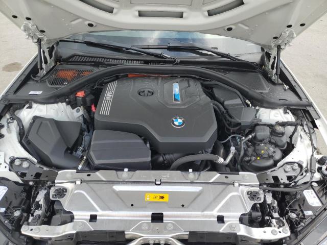 3MW39FF09P8C84044 BMW 330e