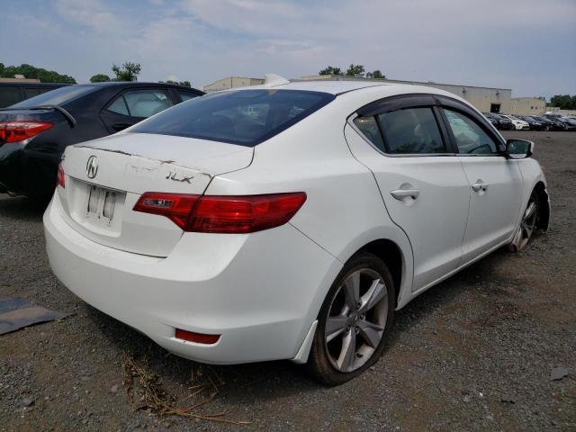 19VDE1F33EE008045 Acura ILX 20