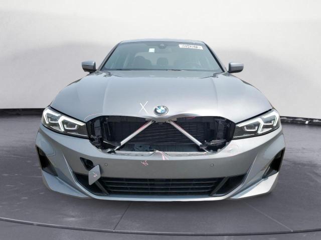 3MW89FF06P8D32833 BMW 330XI