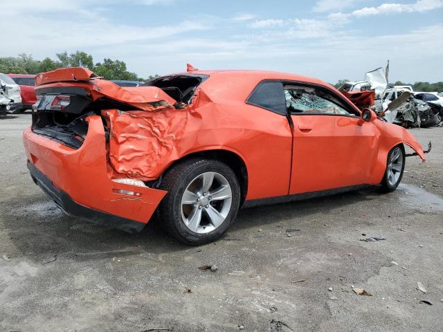 2C3CDZAGXJH310062 Dodge Challenger Sxt